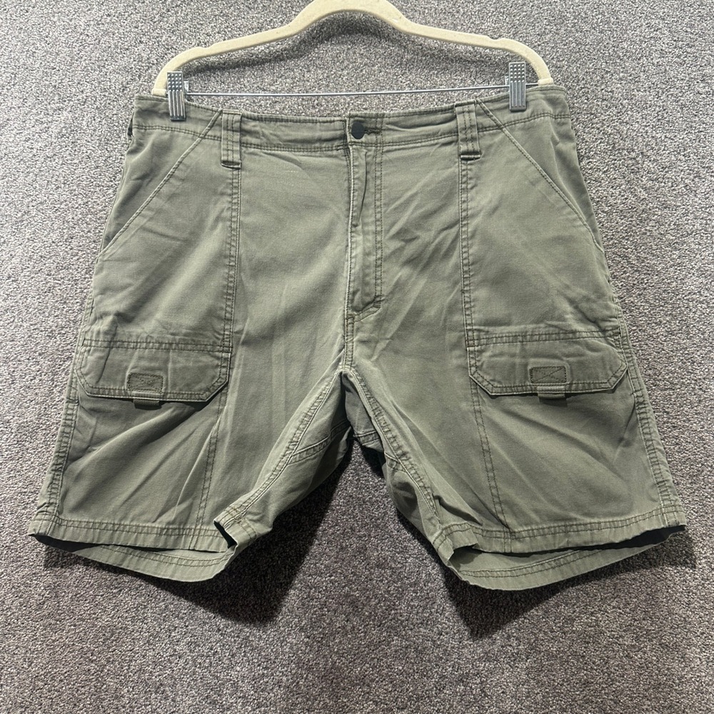 Wrangler Mens Olive Green Stretch Cargo Shorts Size 36 Relaxed Fit Hiking